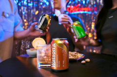 不止冰杯！年轻人的DIY生意，正撑起这